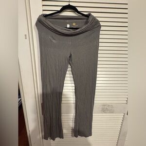 Lily Lotus Charcoal Leggings